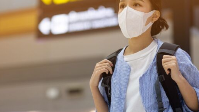 Mascherine chirurgiche, la resistenza del Coronavirus potrebbe essere molto più lunga di quello che si pensava