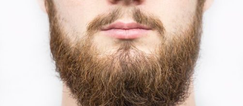 A dúvida é manter ou raspar a barba para se proteger do coronavírus. (Arquivo Blasting News)