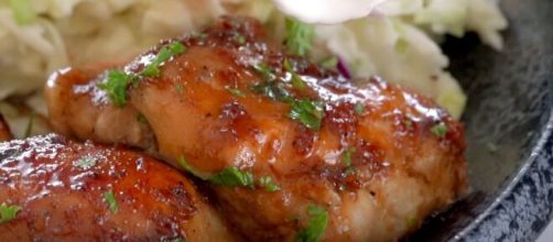 Brown Sugar Garlic Chicken [Source: Joanna Cismaru - YouTube]