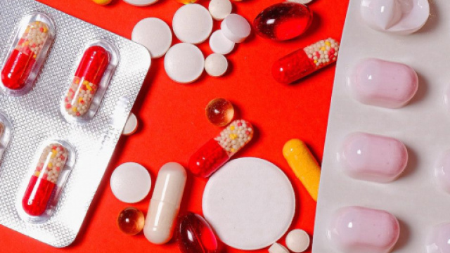 Fake news à ne pas croire sur les remèdes du Covid-19. Credit: Pexels