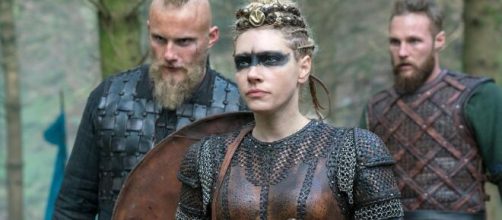 Atores de 'Vikings' sem a caracterização. (Arquivo Blasting News)