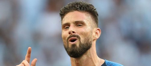 Olivier Giroud dovrebbe andare all'Inter in estate a parametro zero.