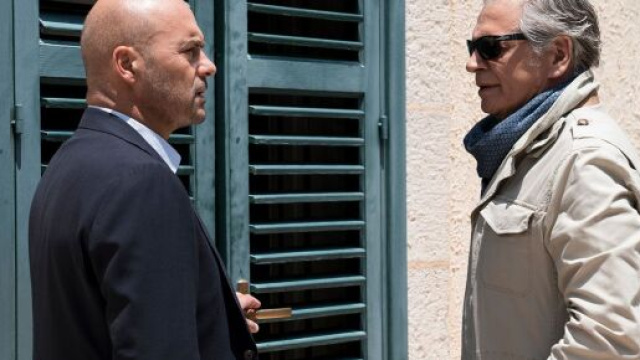 Lunedì 20 aprile in onda su Rai 1 'La giostra degli scambi'.
