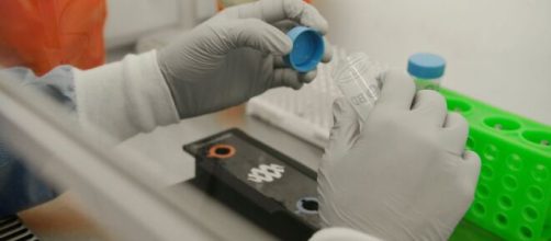 Coronavirus, un esperimento condotto da ricercatori francesi dimostrerebbe che il virus resiste alle alte temperature.