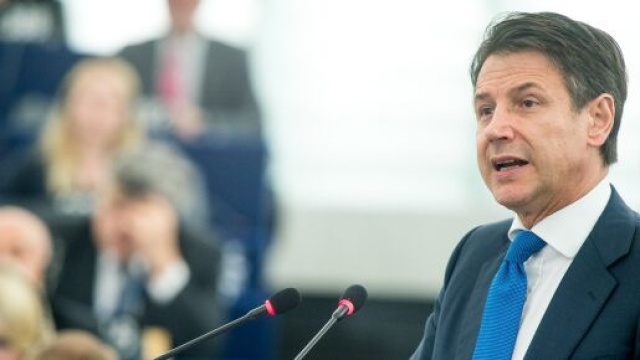 Bonus 500 euro atteso nel decreto aprile per tre mln di lavoratori saltuari e 'in nero'.