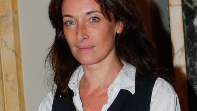 L'actrice Delphine Serina est morte à 49 ans - parismatch.com