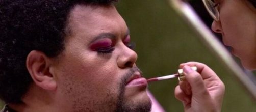 Bruna Marquezine elogia Babu de drag queen: 'Quero esse look'. (Reprodução/TV Globo)