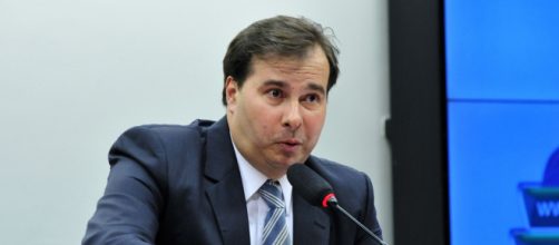 Rodrigo Maia afirma repudiar qualquer atitude de defesa à ditadura. (Arquivo Blasting News)
