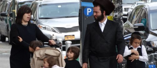 Una típica familia de judíos ultraortodoxos en Nueva York.