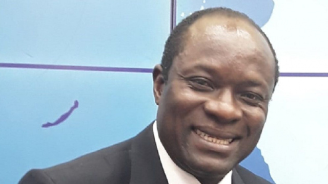 Atangana Manda Charles, directeur de l'Observatoire des Médias du Mincom (c) Atangana Manda