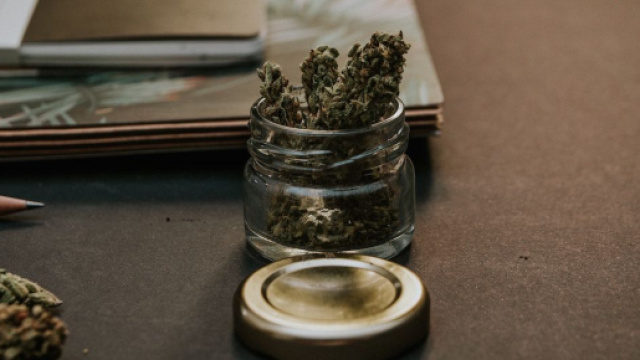 Les dealers de drogue connaissent des difficultés avec le Covid-19. Credit : Pexels/Yash Lucid