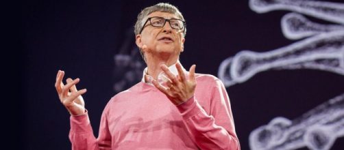 Bill Gates nel TedTalks del 2015 in cui ha parlato del rischio di future pandemie