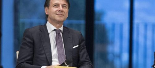 Coronavirus, Giuseppe Conte: 'Entro domenica 26 aprile comunicheremo piano per riaperture'