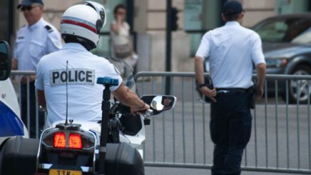 Les actes de délation se multiplient en cette période de coronavirus.