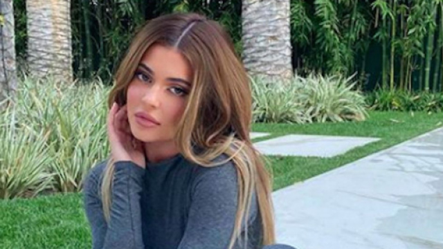 Les internautes réagissent à une photo d'un paparazzi de la star en confinement. Credit : Instagram/kyliejenner