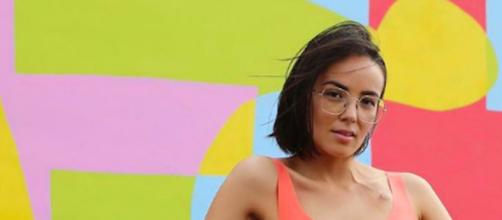 TPMP: Agathe Auproux publie une photo d'elle en maillot de bain, les fans réagissent