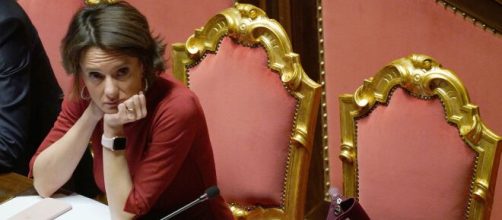 Bonus figli fino a 14 anni al vaglio del Governo con il decreto di aprile. La Ministra Elena Bonetti ha dichiarato di voler aiutare le famiglie.