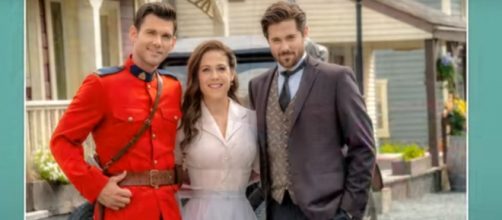 Kevin McGarry, Erin Krakow, and Chris McNally live quarantine life and look to "When Calls the Heart" r.[Image source:HallmarkChannel-YouTube]