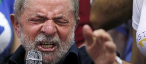 Lula critica Bolsonaro. (Arquivo Blasting News)