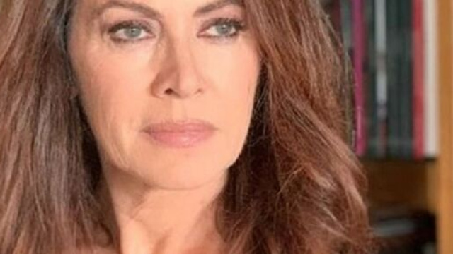 Elena Sofia Ricci rilascia un'intervista e parla di Vivi e lascia vivere.