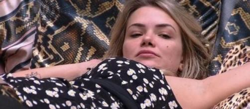 Marcela diz que sente falta de Daniel. (Reprodução/TV Globo)