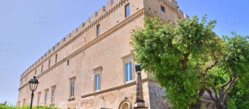 Brindisi, atleta di Francavilla Fontana percorre 40 chilometri sul balcone di casa