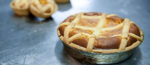 A Napoli è stata vietata la vendita di casatielli e pastiere, multati tre esercizi commerciali del Vomero.