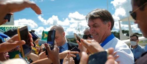 Bolsonaro é denunciado ao Tribunal Penal Internacional de Haia por crime contra a humanidade. (Arquivo Blasting News).