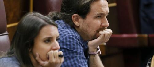 Según Ussía, la pareja de Podemos está rota y Pablo Iglesias tendría nueva pareja.