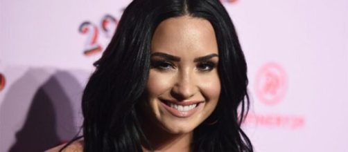 Demi Lovato donará parte de lo recadado con la venta de su ropa deportiva a la lucha contra el coronavirus- telemundo.com