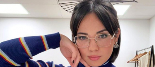 TPMP : Agathe Auproux publie une photo et dévoile sa poitrine imposante lors d'une balade. Credit : Instagram/agatheauproux