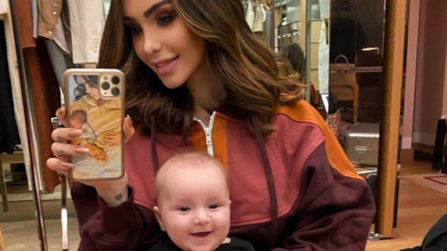 Nabilla veut offrir un carnet de naissance à Milann pour ses 18 ans. Credit : Instagram/nabilla