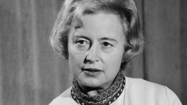 L'astrofisica angloamericana Margaret Burbridge