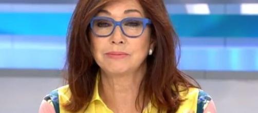 La presentadora se vio obligada a dar explicaciones, sobre una información sanitaria del Gobierno de Pedro Sánchez.