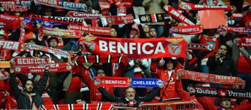 O Benfica tem se consolidado como um dos clubes com mais sócio-torcedores no futebol. (Arquivo Blasting News)