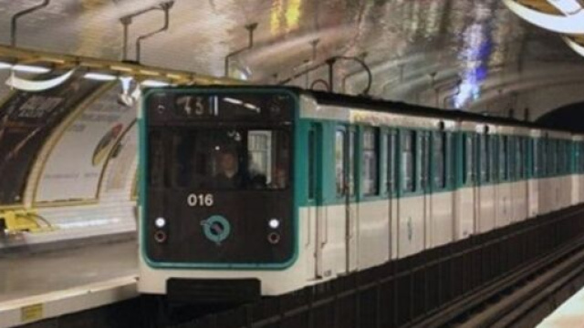 Déconfinement - des scènes à peine croyable dans les transports parisiens aujourd'hui - photo Flickr