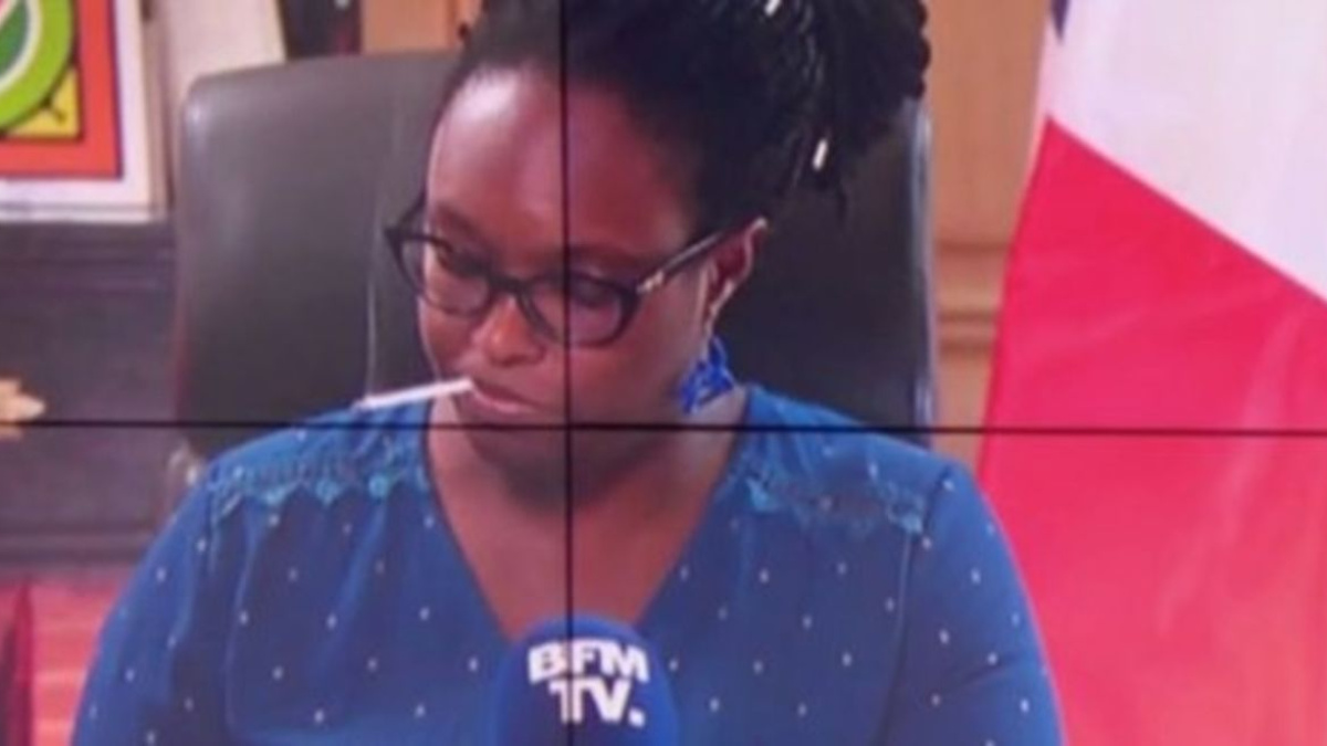 La porte parole du gouvernement fumant une cigarette a été diffusé sur BFM TV