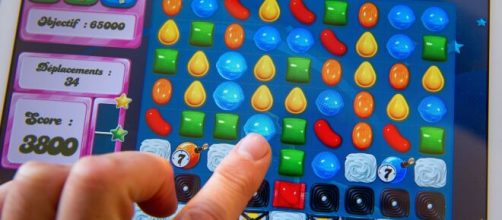 Como um dos jogos mais baixados, Candy Crush conquistou os usuários. (Arquivo Blasting News)