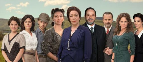 Parte del elenco de 'El secreto de Puente Viejo' (Boomerang TV Producciones - grupoboomerangtv.com)
