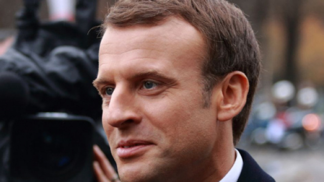 Le président Macron réfléchit à une sortie de crise du COVID 19. © Rémi Jouan, CC-BY-SA, GNU Free Documentation License, Wikimedia Commons