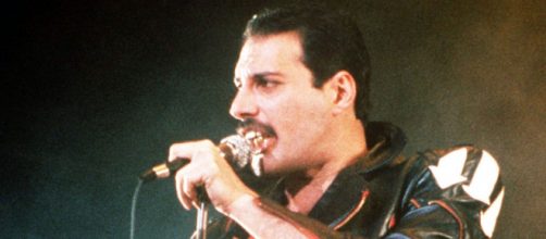 Brian May revela secreto sobre el cantante Freddie Mercury en sus últimos días de vida.