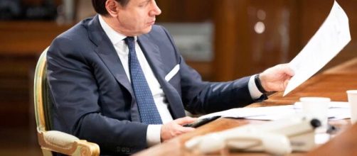 Giuseppe Conte ha accelerato sulla riapertura della Fase 2 contro il parere del comitato tecnico scientifico.