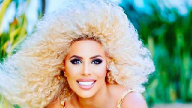 Afida Turner veut &lsquo;rencontrer Emmanuel Macron&rsquo; pour &eacute;voquer 'un complot chinois'. Credit : Instagram/afida_turner