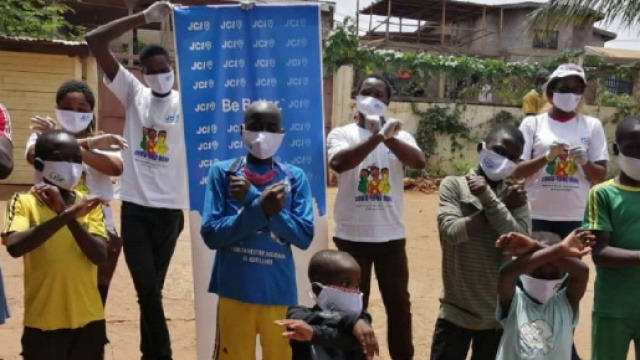 La JCI en action dans un centre de Santé de Yaoundé (c) JCI Cameroun