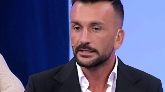 Sara incinta, le parole dell'ex Nicola Panico: 'Ho altro a cui pensare'.