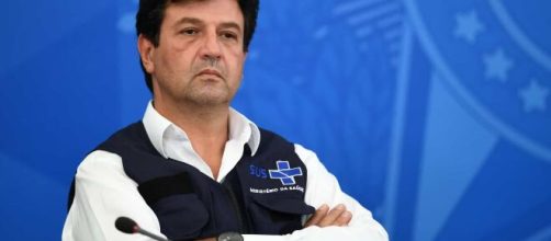 Ex-ministro acusa o presidente de tentar alterar a bula da cloroquina. (Arquivo Blasting News)