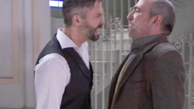 Una Vita, spoiler dal 24 al 29 maggio: Felipe punterà un paio di forbici contro Ramon.