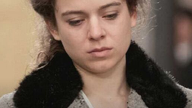 Una Vita, trame Spagna: la Salmeron fugge dal paese dopo la morte di Samuel.