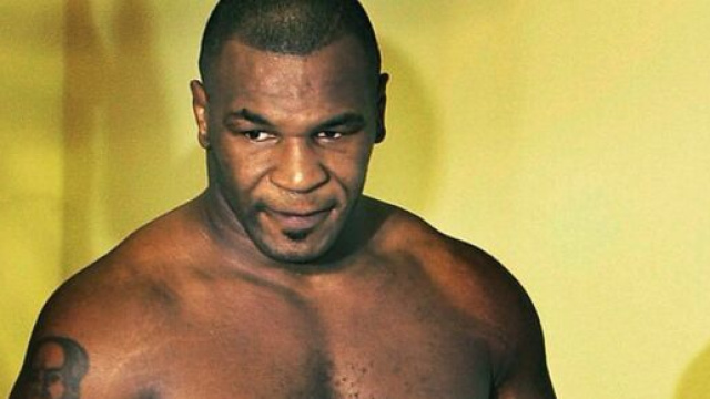 La légende Mike Tyson (Credit : Twitter Marcador)