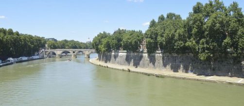 Il velivolo si è inabissato nelle vicinanze di via Vitorchiano, in zona Due Ponti.